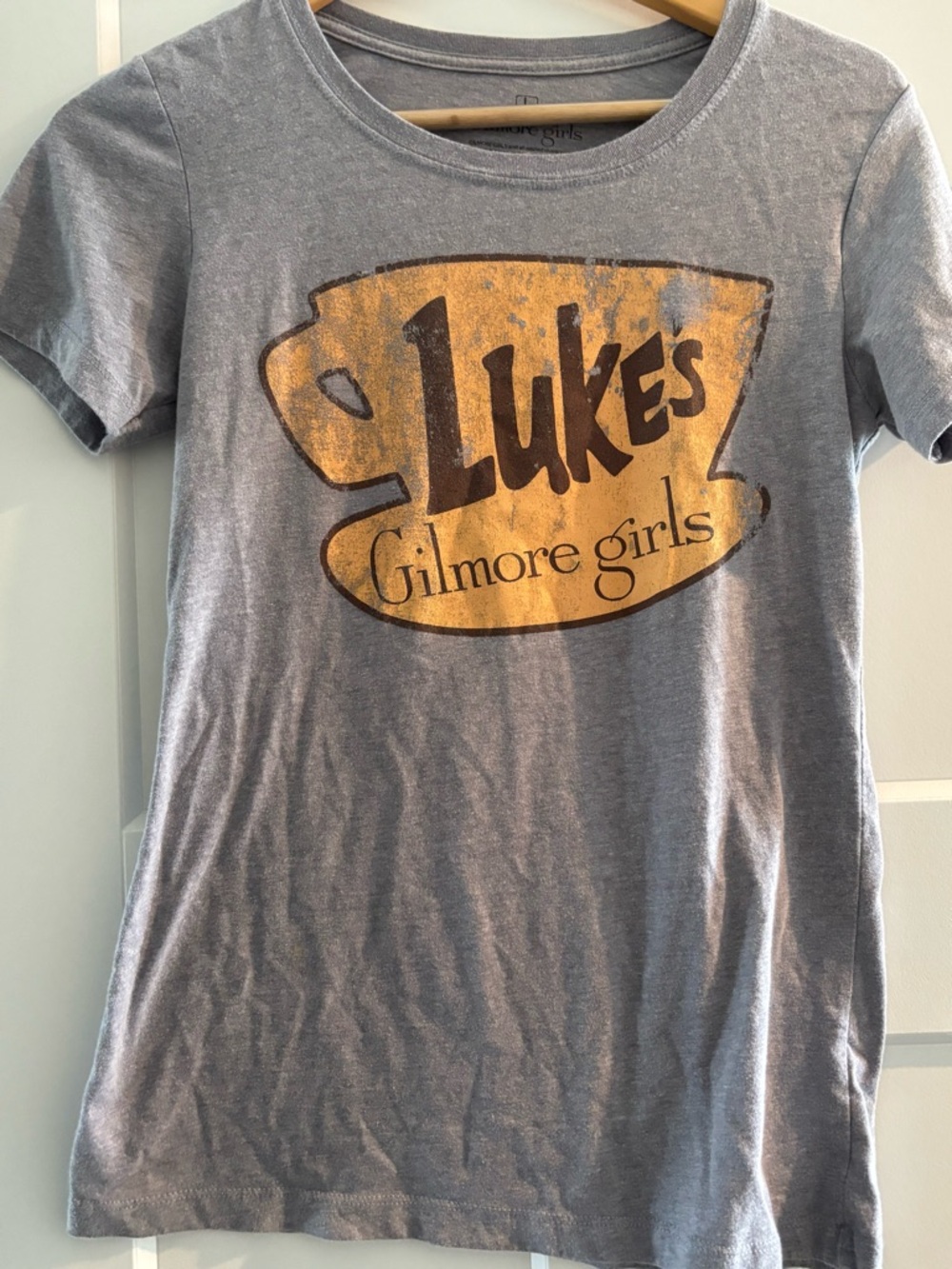 Ripple Junction Girls' Gray Tee with Yellow Luke's Graphic